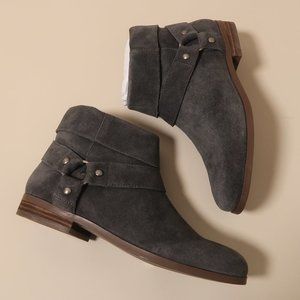 SoleSociety So Brighid Bootie - Iron